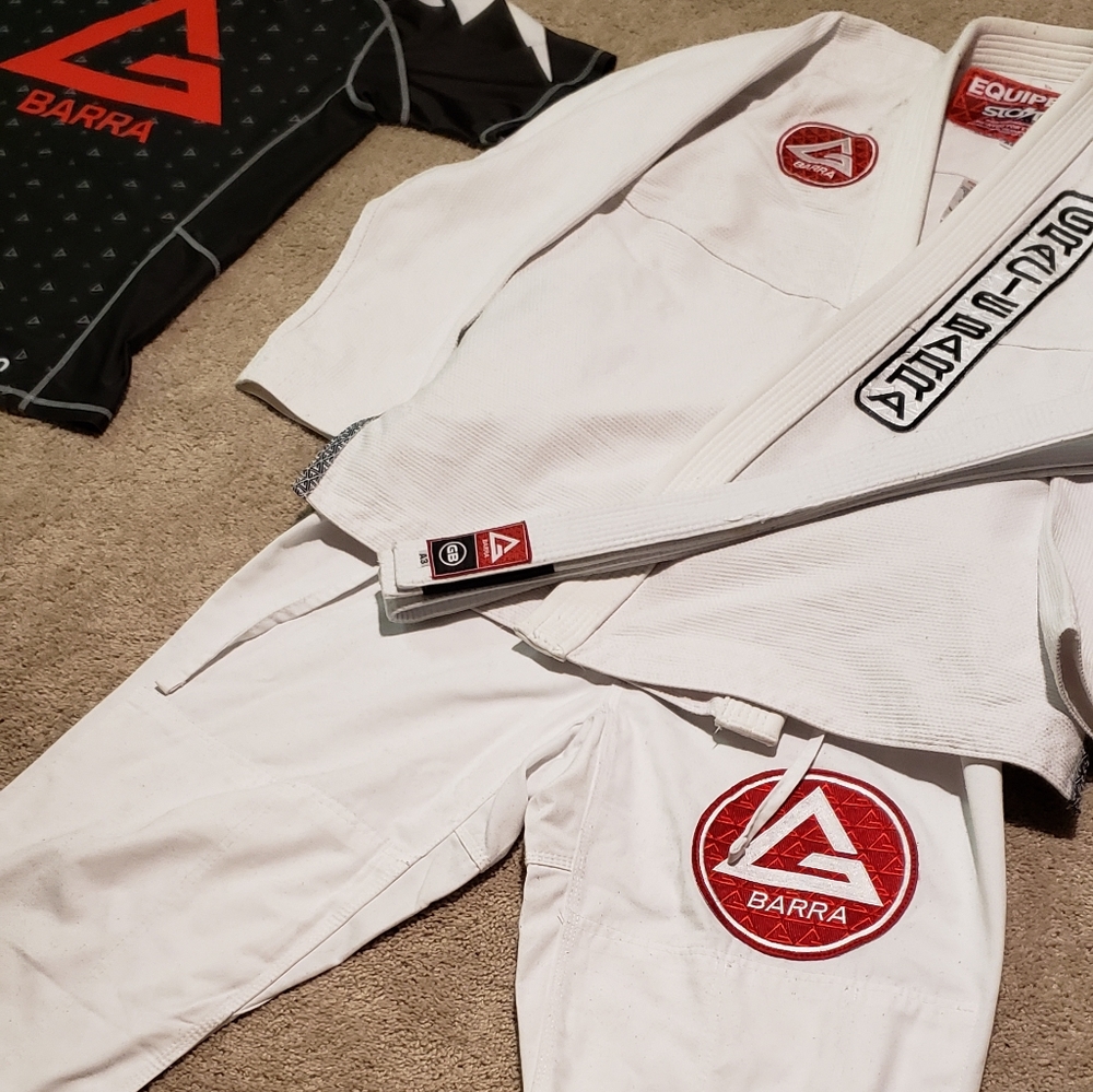 Gracie Barra BJJ Gi Size A3 *Includes Rash Guard!*